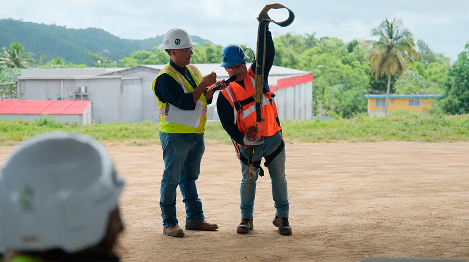How does safety affect construction insurance costs?
